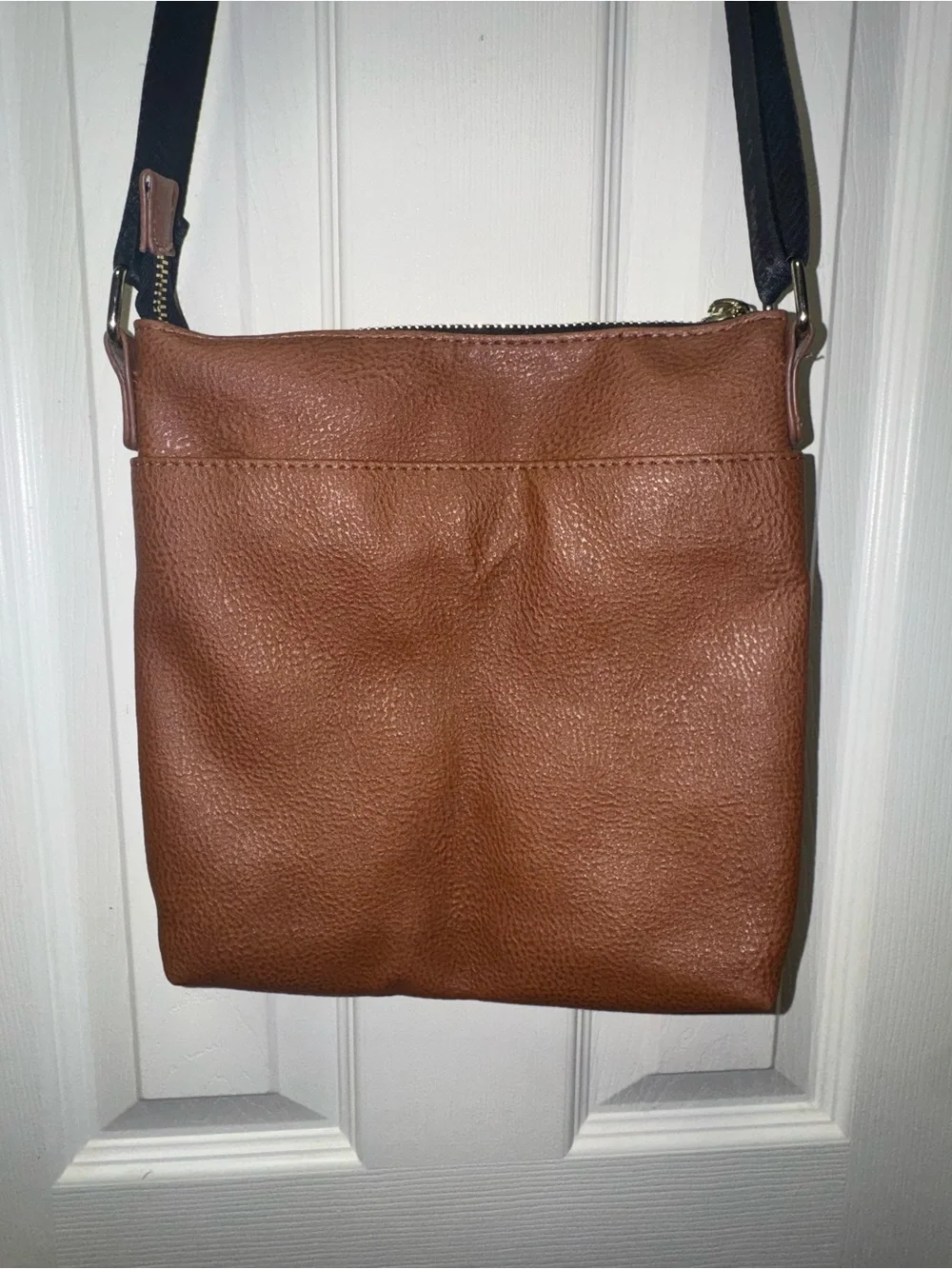 Steve Madden versatile brown top